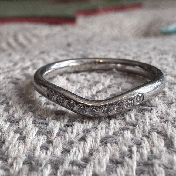 Tiffany&Co Platinum Curved Wedding Band *PRICE Is FIRM* - Picture 11 of 17
